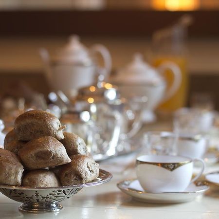 La Casona De Grace Bed & Breakfast Olivos Bagian luar foto