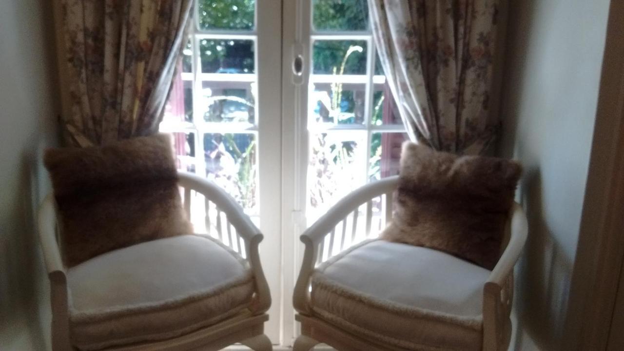 La Casona De Grace Bed & Breakfast Olivos Bagian luar foto