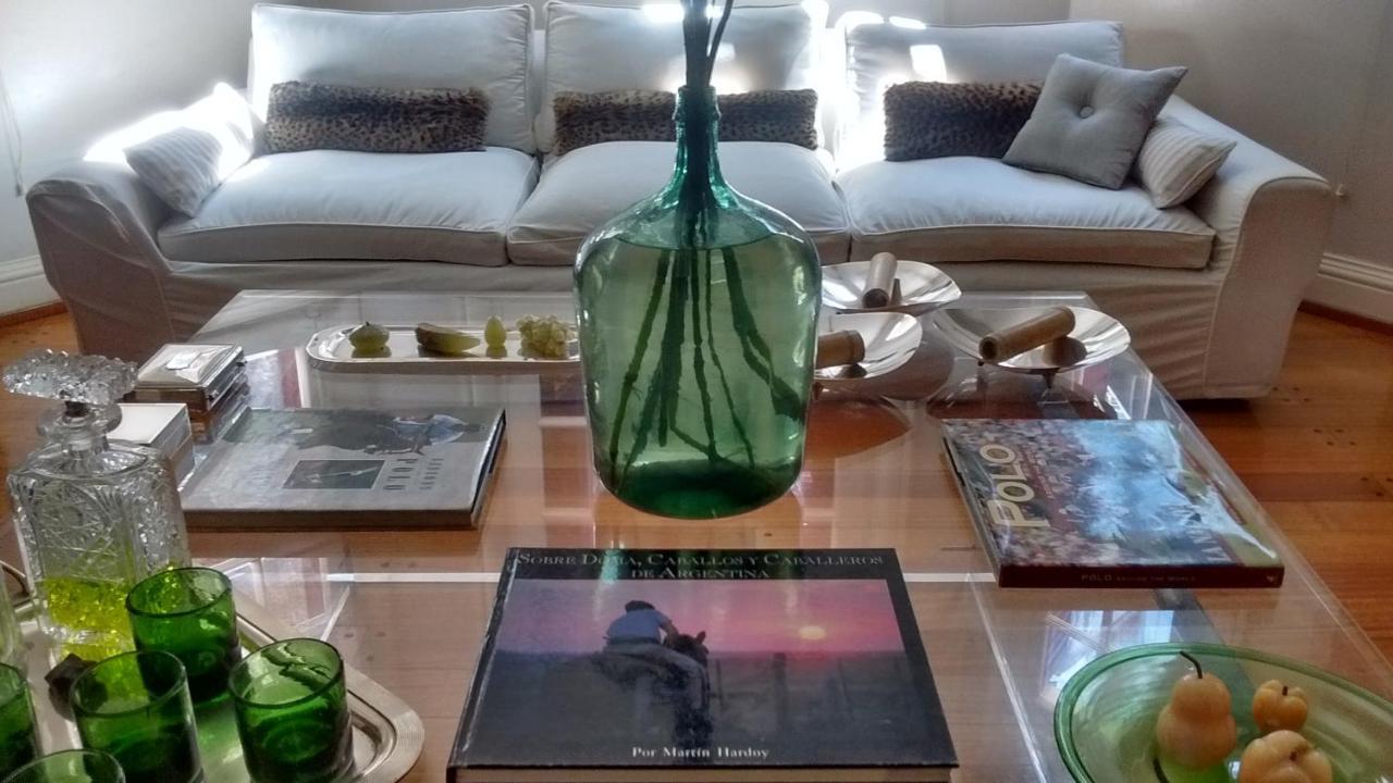 La Casona De Grace Bed & Breakfast Olivos Bagian luar foto