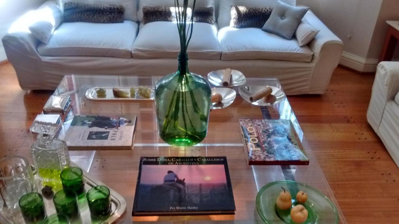 La Casona De Grace Bed & Breakfast Olivos Bagian luar foto